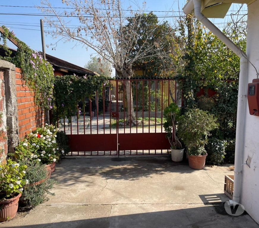 Bienes Raices Santiago Pudahuel - Fotos de Casa en Pudahuel con 3 Dormitorios y 198 m2 de terreno.