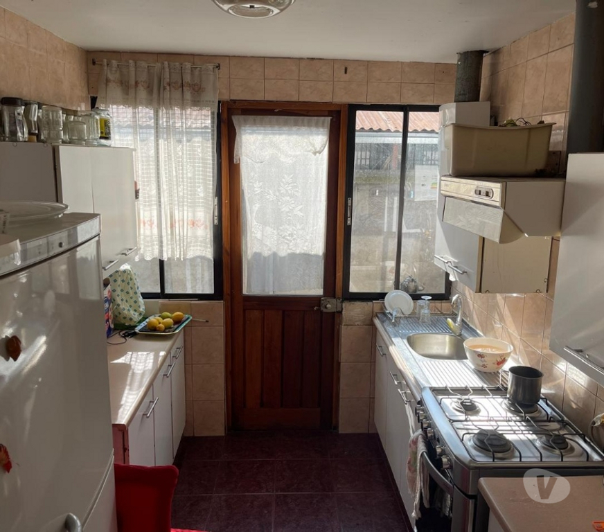 Bienes Raices Santiago Pudahuel - Fotos de Casa en Pudahuel con 3 Dormitorios y 198 m2 de terreno.