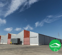 Amplia Bodega con oficinas, baños e instalaciones.