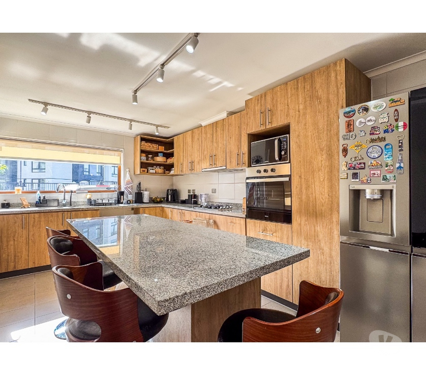 Bienes Raices Bío-Bío Los Ángeles - Fotos de Venta de hermosa casa de 170M2 en gran entorno natural.