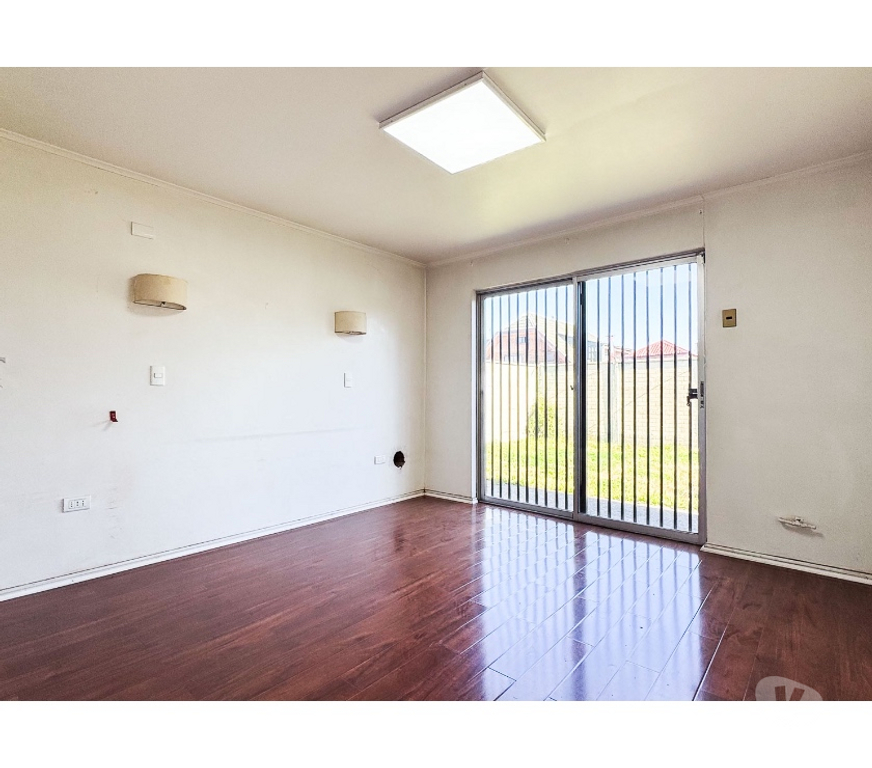 Arriendos Bío-Bío Los Ángeles - Fotos de Arriendo de casa de 334M2 con 12 amplias oficinas