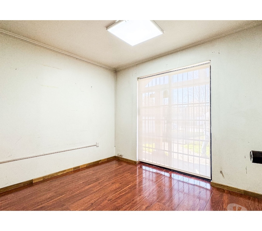 Arriendos Bío-Bío Los Ángeles - Fotos de Arriendo de casa de 334M2 con 12 amplias oficinas