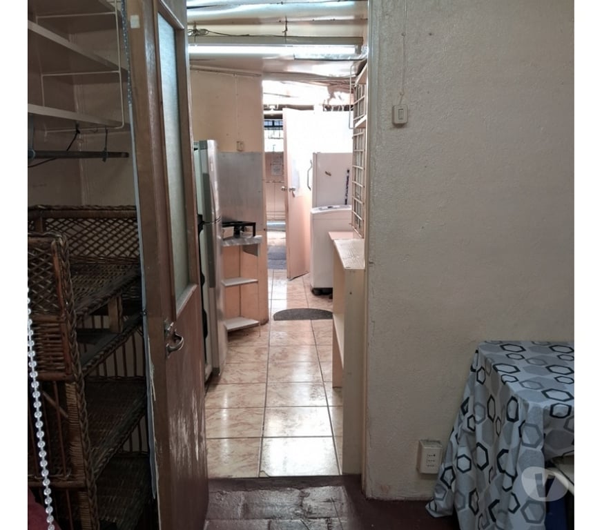 Arriendo de piezas Santiago La Florida - Fotos de PIEZA AMOBLADA 14 VICUÑA 3C DEL METRO WC PRIVADO