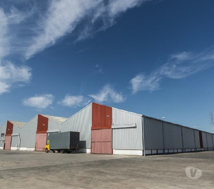 Bodegas Talcahuano Concepción - Fotos de Amplia Bodega con completas instalaciones, sector 4 Esquinas