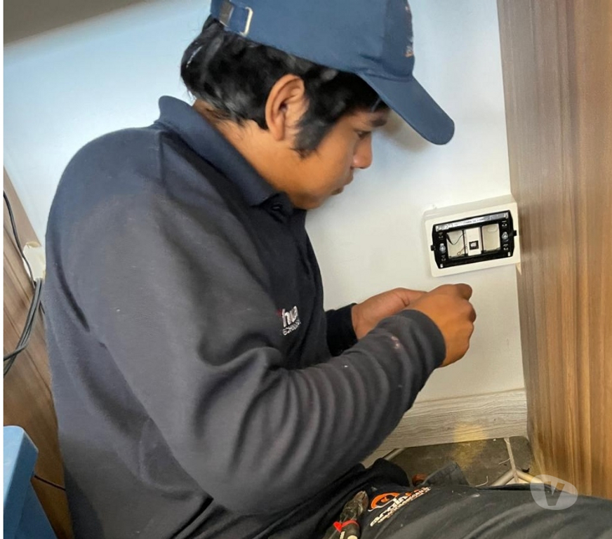 Servicios de Informática Iquique Alto Hospicio - Fotos de Instalacion Puntos de Red - Zona Norte Chile