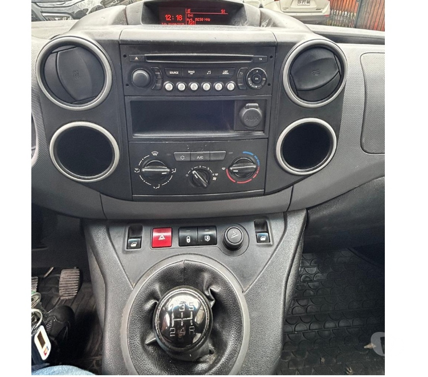 Camionetas usadas Cordillera Puente Alto - Fotos de Vendo Peugeot Parter 2018 HDI 1.6 214.000km a 6.300.000 conv