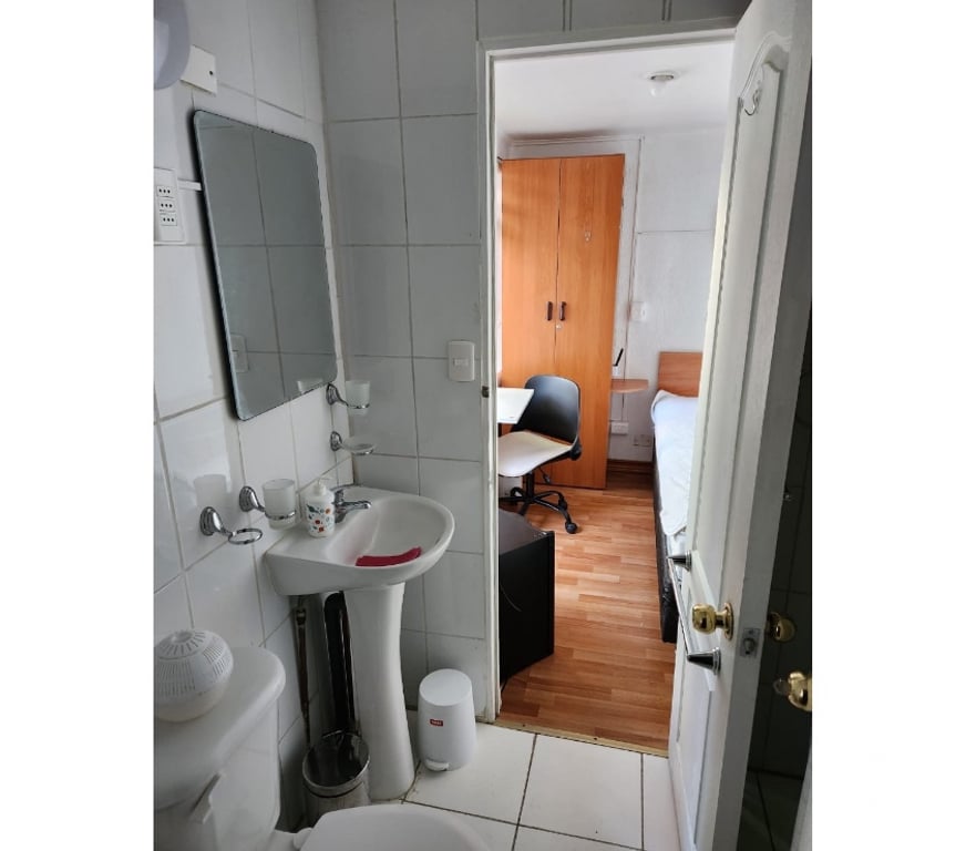 Arriendo de piezas Santiago Las Condes - Fotos de Arriendo de piezas metro Los Domínicos solo damas