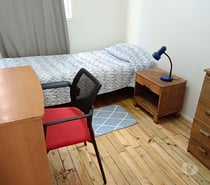 Pieza en sector Plaza Ñuñoa para persona sola