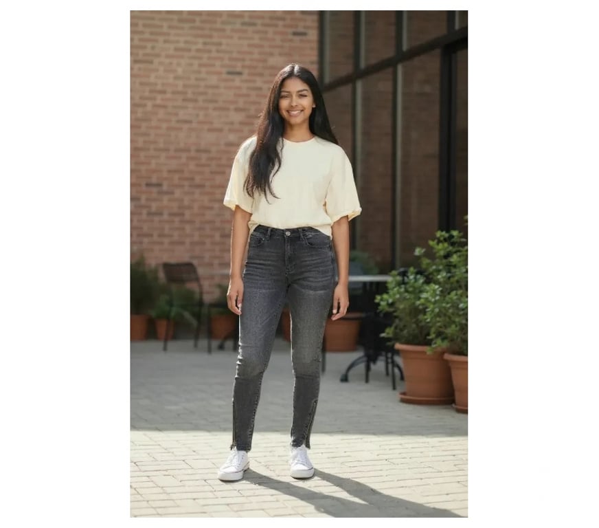 Ropa - Accesorios Santiago Ñuñoa - Fotos de Jeans Pitillo Con Cierres En Piernas Talla 8