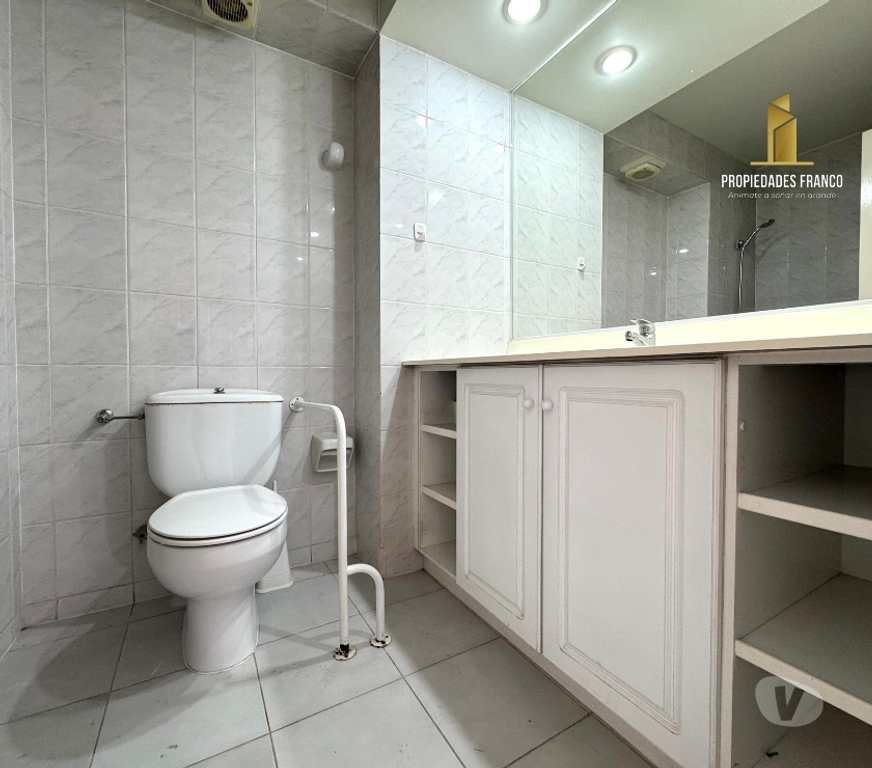 Bienes Raices Valparaíso Viña del Mar - Fotos de VIÑA VENTA DEPARTAMENTO 4D 3B 2E REMODELADO FRENTE AL MAR