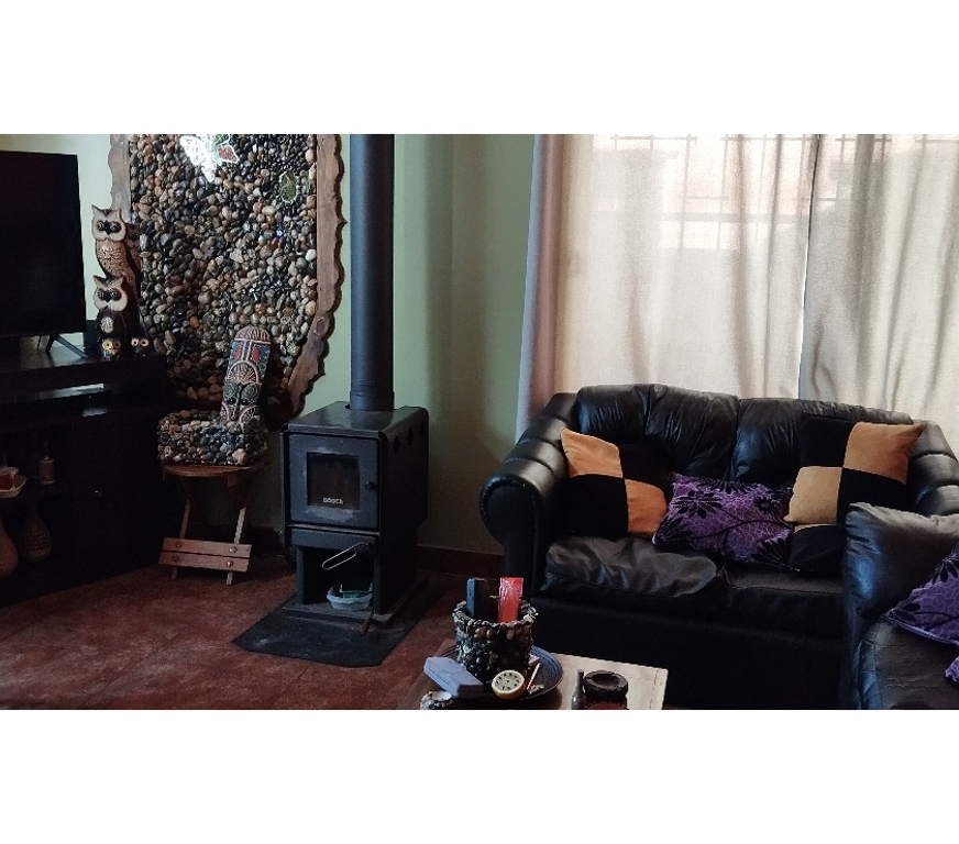 Bienes Raices Valparaíso Viña del Mar - Fotos de CASA AMPLIO TERRENO EN AGUA SANTA VIÑA DEL MAR