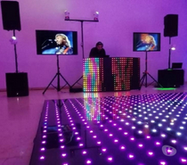 Amplificación, iluminación, Djs