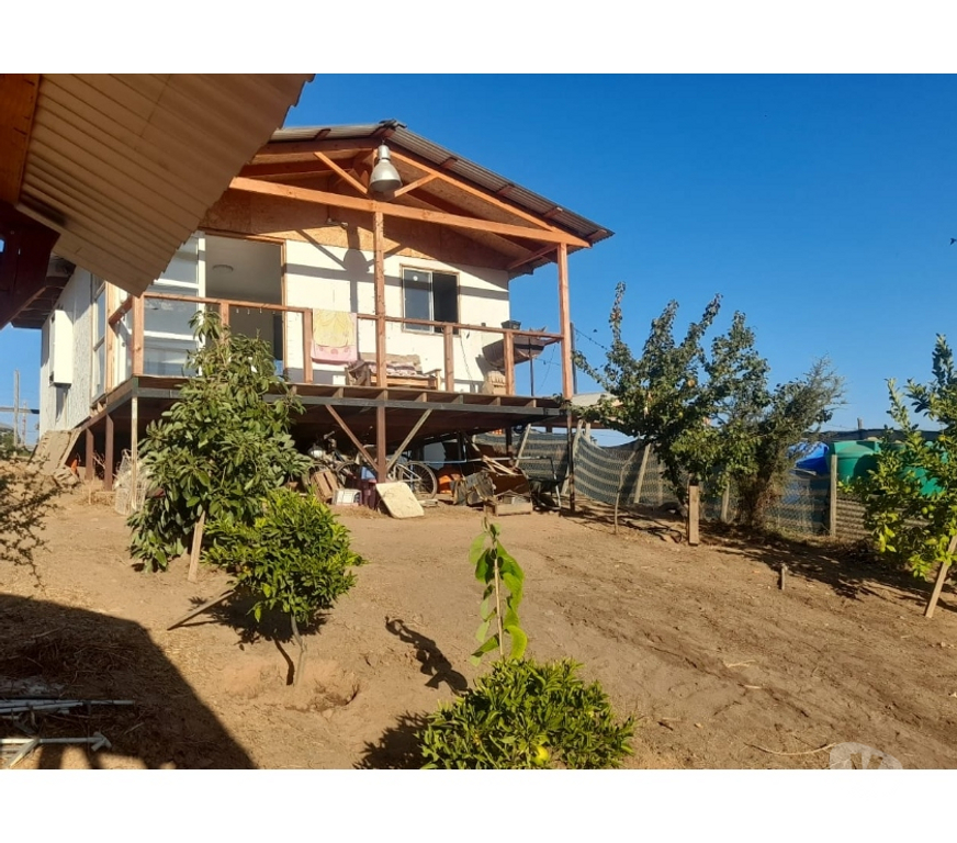 Parcelas en Venta Quillota Olmué - Fotos de AMPLIO TERRENO CON PROPIEDAD EN OLMUE