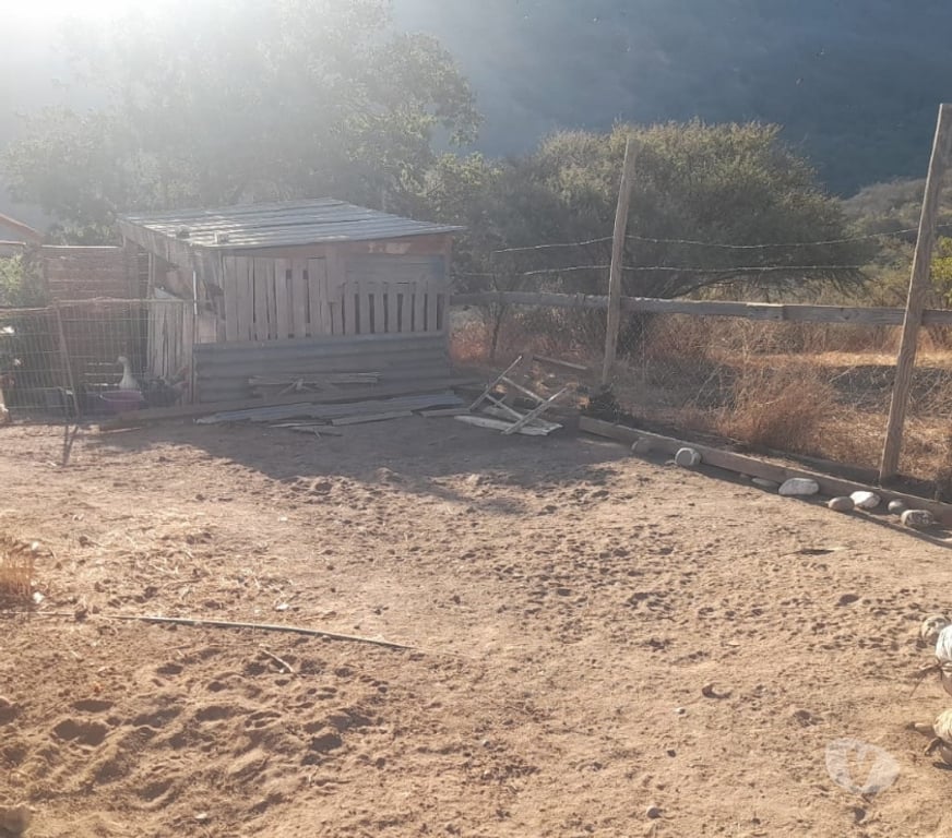 Parcelas en Venta Quillota Olmué - Fotos de AMPLIO TERRENO CON PROPIEDAD EN OLMUE