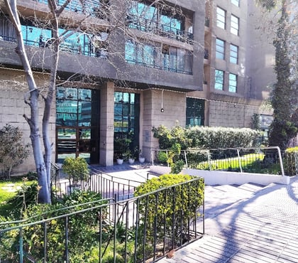 Casas y departamentos en arriendo Santiago Santiago - Fotos de Luminoso dep.2 D y 1 B a pasos de Metro Toesca