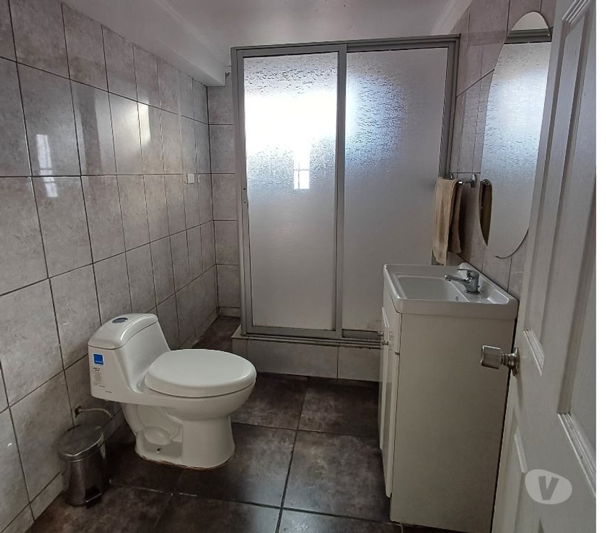 Bienes Raices Santiago El Bosque - Fotos de Casa esquina, 15 habitaciones