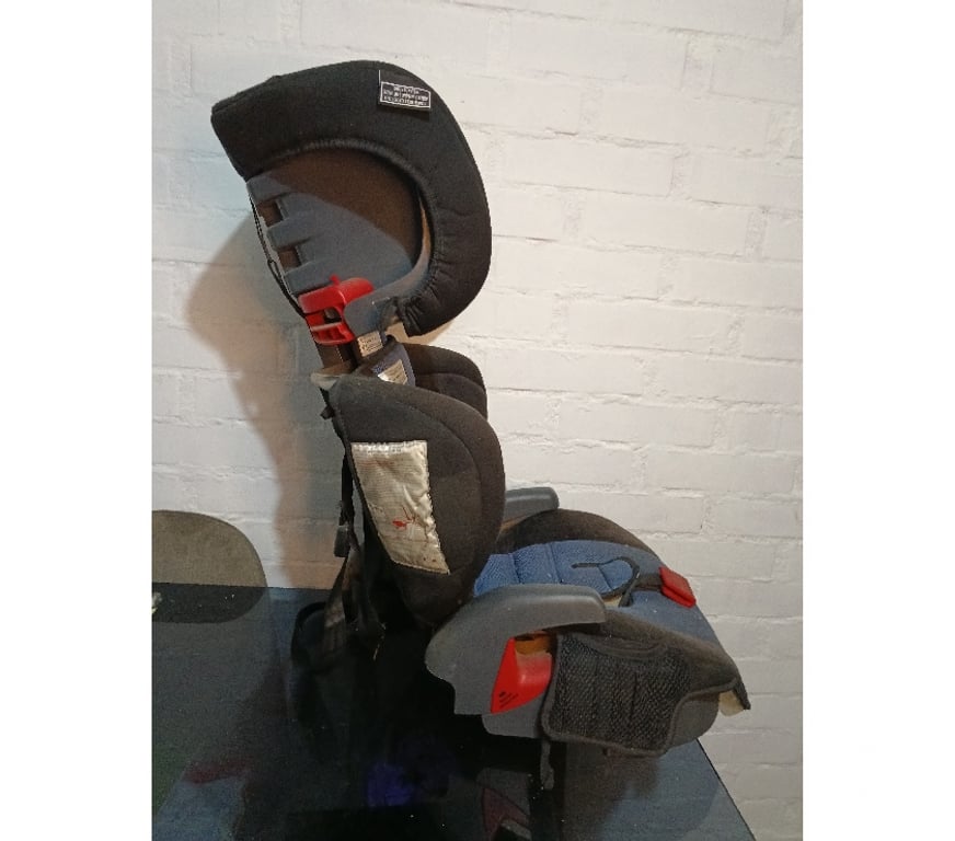 Artículos para Niños-Bebés Santiago La Florida - Fotos de Vendo Alzador para Niñ@ de vehículo, usado, buen estado