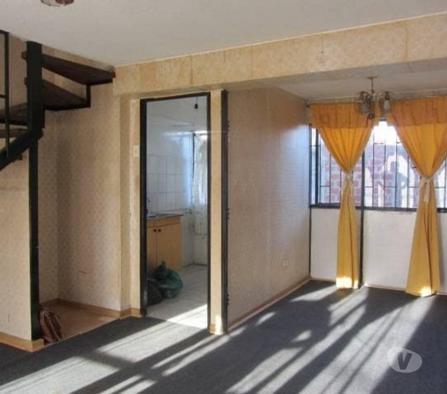 Bienes Raices Valparaíso Villa Alemana - Fotos de CASA ESQUINA DE DOS PISOS SECTOR TRONCOS VIEJOS