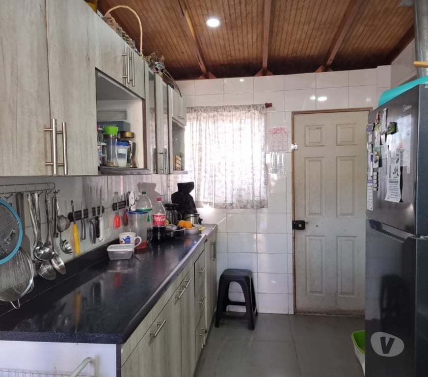 Bienes Raices Valparaíso Villa Alemana - Fotos de CASA UN PISO PAREO SIMPLE VILLA ALEMANA