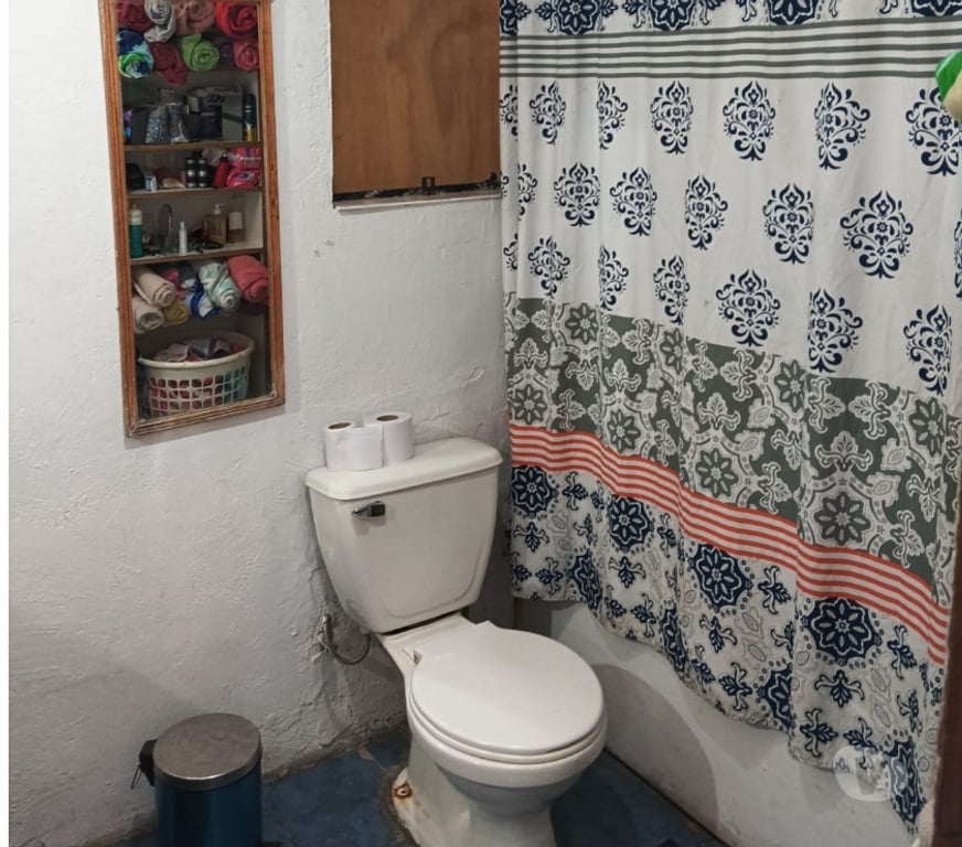 Bienes Raices Curicó Curicó - Fotos de CASA 4D+2B+1ES CURICO