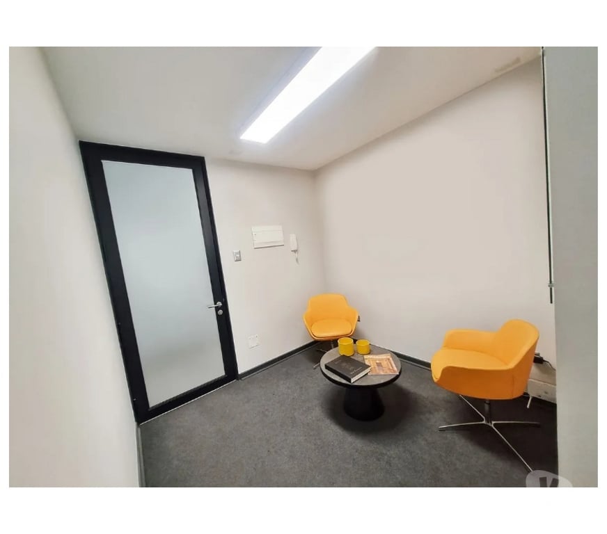 Arriendo oficinas Concepción Concepción - Fotos de Moderna Oficina Central 1 Privado 1 Estacionamiento