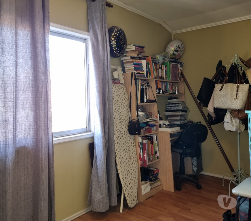 Bienes Raices Valparaíso Quilpué - Fotos de CASA DE DOS PISOS, A PASOS DE AVENIDA PRINCIPAL