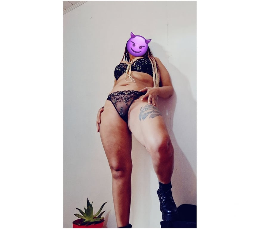 Escort Petorca La Ligua - Fotos de Nicol bella morena hermosa rica en la intimidad amor.