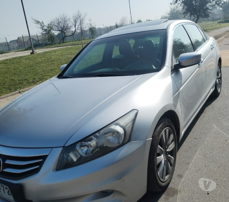 Autos usados Santiago Maipú - Fotos de vendo honda accord 2012 v6 full muy buen estado todo al dia
