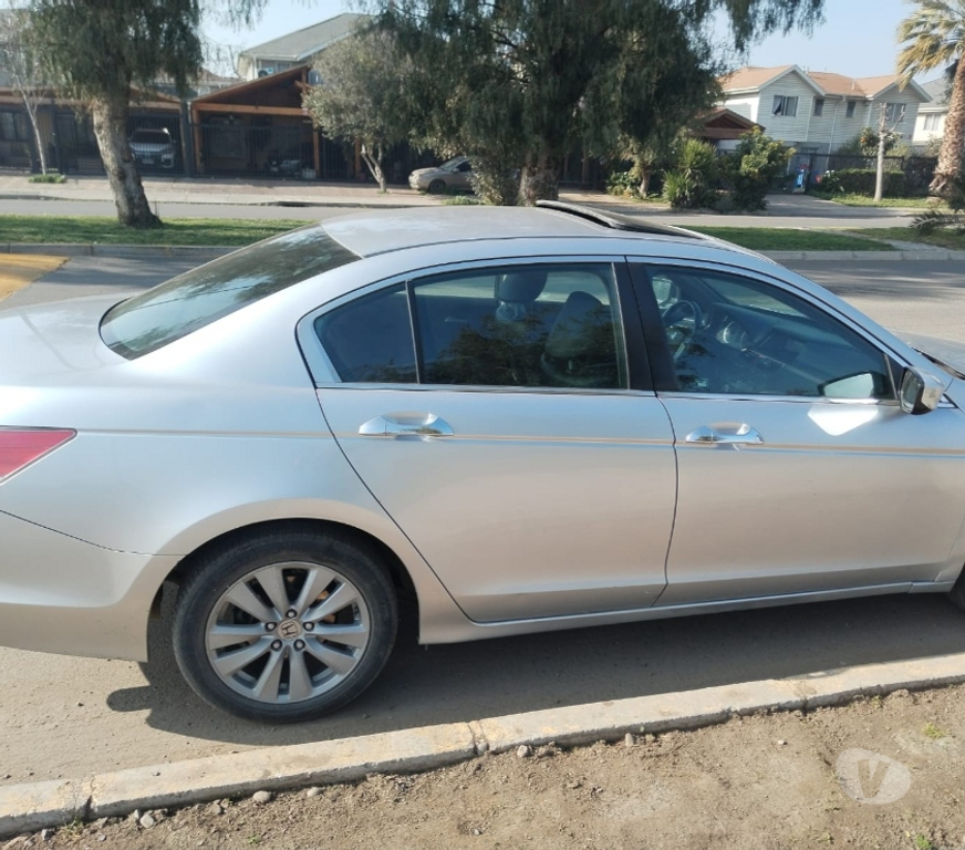 Autos usados Santiago Maipú - Fotos de vendo honda accord 2012 v6 full muy buen estado todo al dia