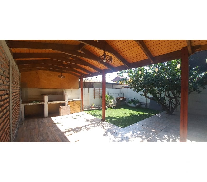 Arriendos Santiago Maipú - Fotos de Arrienda Casa 4 Dormitorio 2 estacionamient El Conquistador