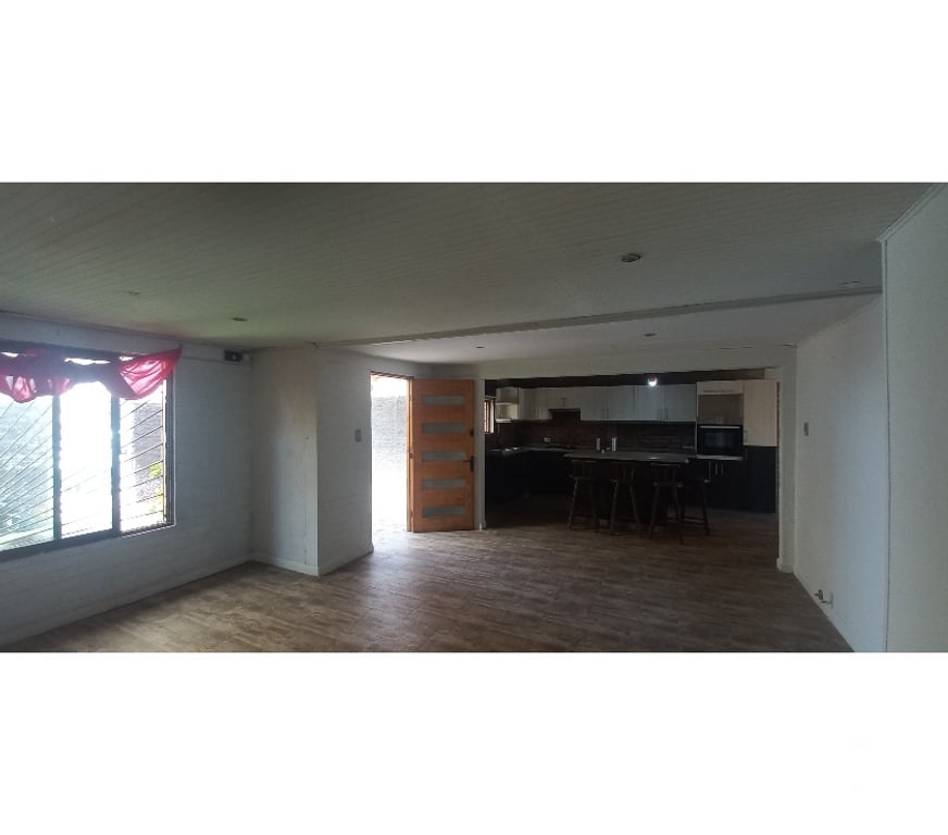 Arriendos Santiago Maipú - Fotos de Arrienda Casa 4 Dormitorio 2 estacionamient El Conquistador
