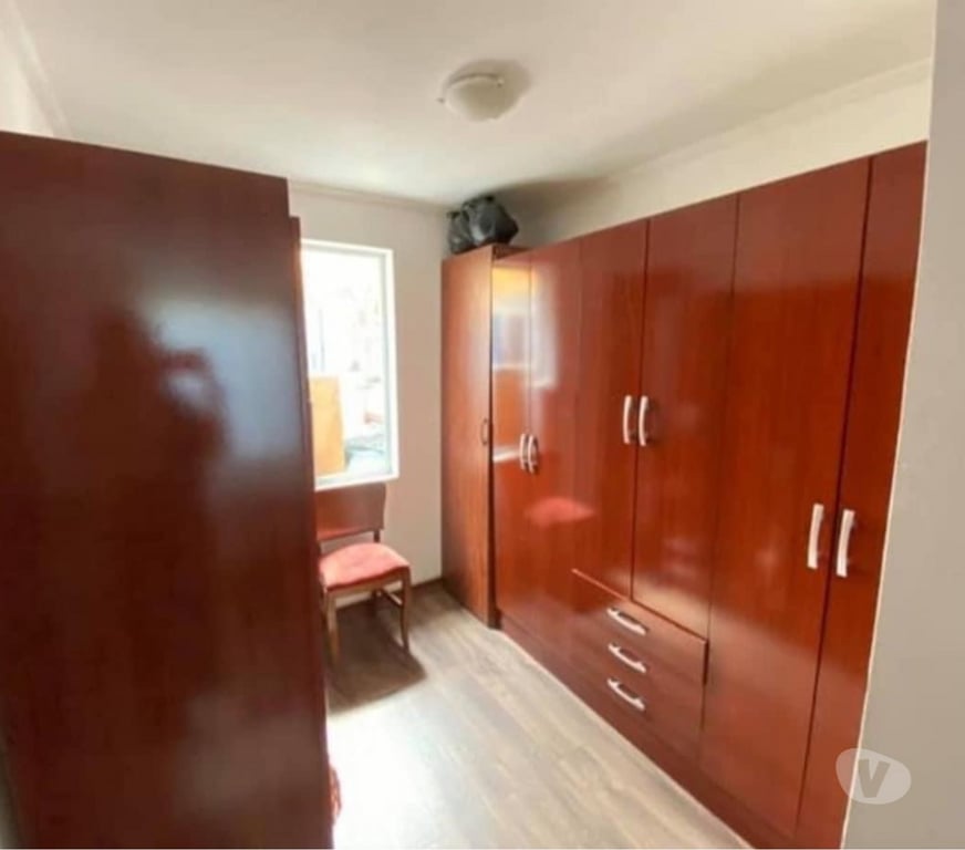 Arriendo de piezas Santiago Providencia - Fotos de Pieza con baño Metro los Leones $170.000.