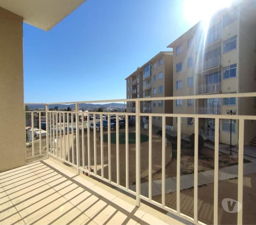 Bienes Raices Valparaíso Villa Alemana - Fotos de DPTO EN SEGUNDO PISO EN CONDOMINIO PUERTO DEL NORTE