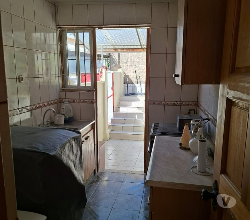 Bienes Raices Valparaíso Quilpué - Fotos de Sólida-1 piso-cercana estación El Sol-Quilpué