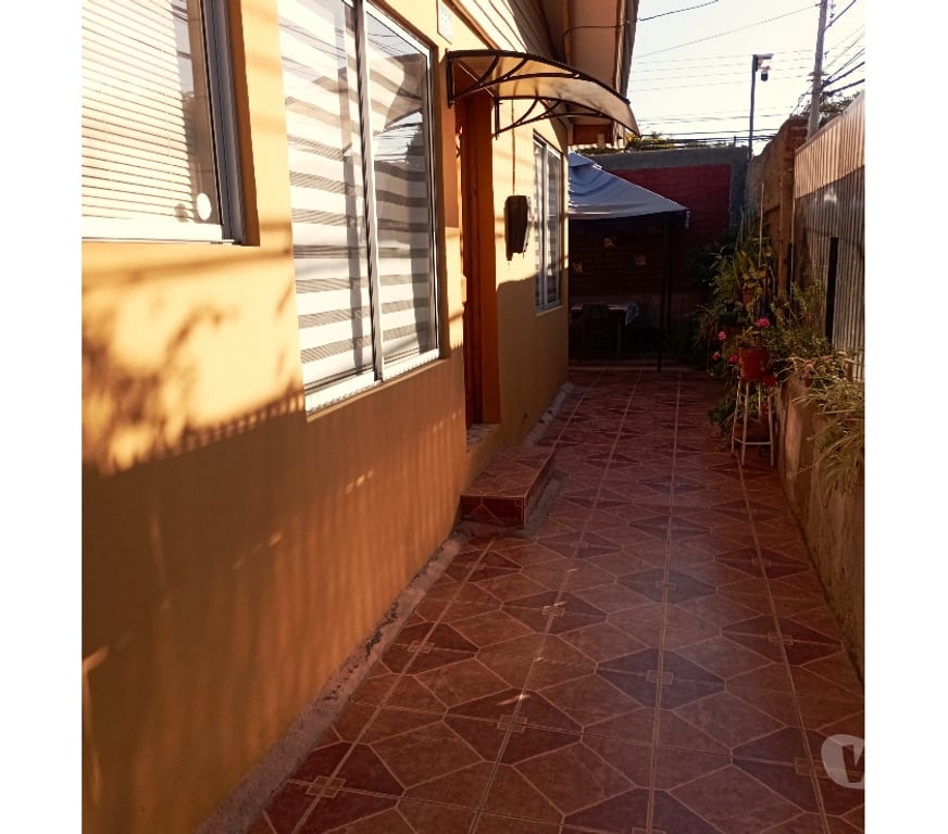 Bienes Raices Valparaíso Quilpué - Fotos de CASA INDEPENDIENTE DE UN PISO BELLOTO CENTRO