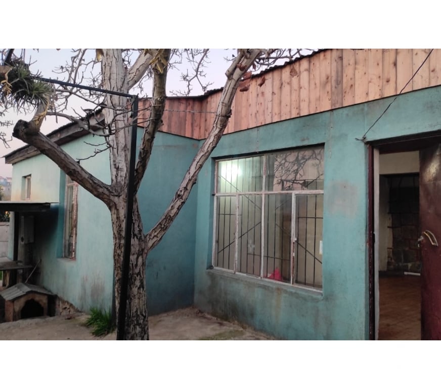 Bienes Raices Valparaíso Quilpué - Fotos de CASA AMPLIO TERRENO PARA REMODELAR