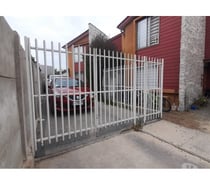 CASA DOS PISO EN CONDOMINIO PEÑABLANCA