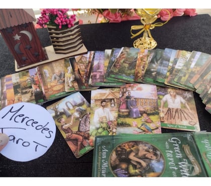 Horóscopos - Espiritualidad Santiago Santiago - Fotos de Mercedes Tarot tarotista Asertiva online todo Chile