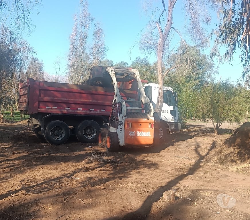 Otros Servicios Chacabuco Colina - Fotos de Retiro de Escombros y venta de ARIDOS