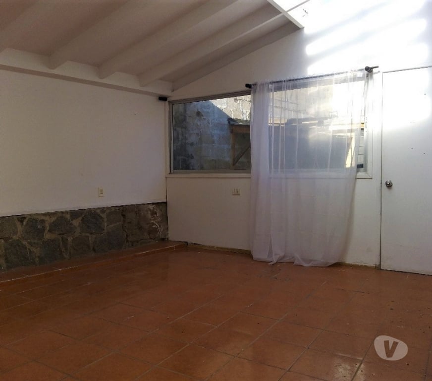 Bienes Raices Valparaíso Quilpué - Fotos de PROPIEDAD DE UN PISO RESIDENCIAL O COMERCIAL