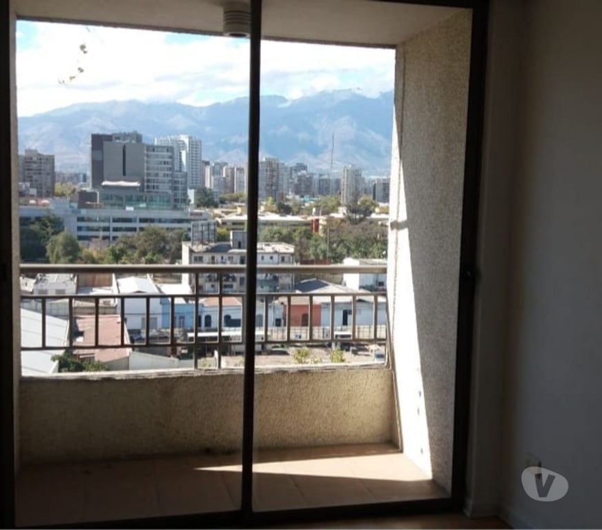 Bienes Raices Santiago Santiago - Fotos de Metro Irarrazaval dpto 2dmts living y balcon