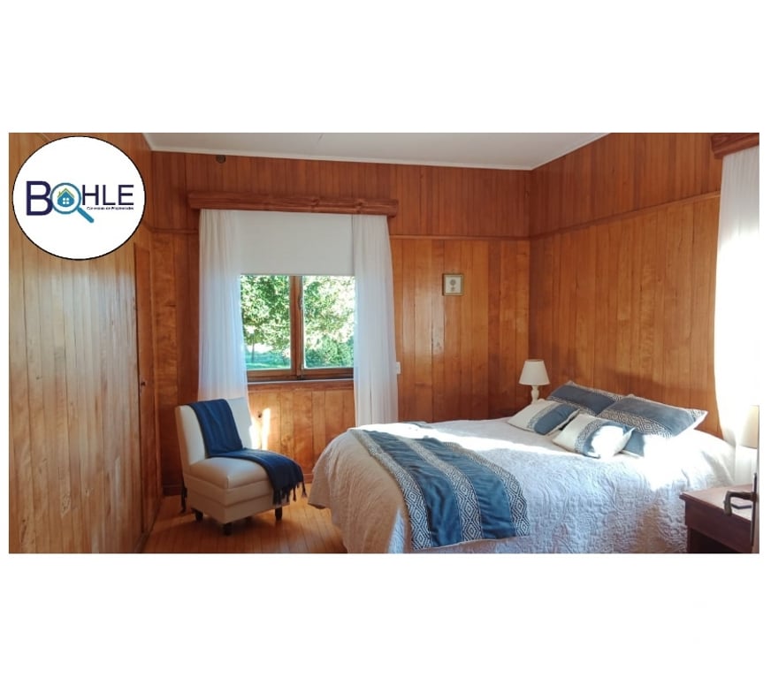 Bienes Raices Llanquihue Frutillar - Fotos de VENDO – CASA DE 3 PISOS EN PARCELA DE 1 HECTÁREA