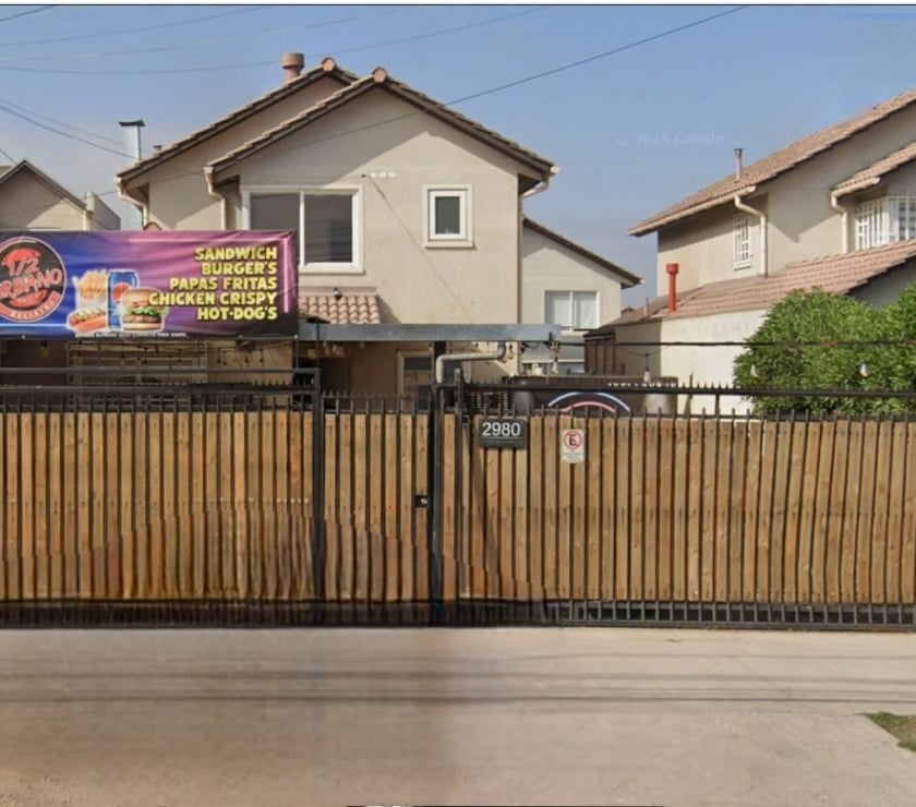 ARRIENDO CASA EQUIPADA CON NEGOCIO DE VENTA COMIDA