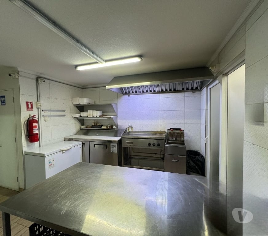 Locales Commerciales en Arriendo Santiago Maipú - Fotos de ARRIENDO CASA EQUIPADA CON NEGOCIO DE VENTA COMIDA