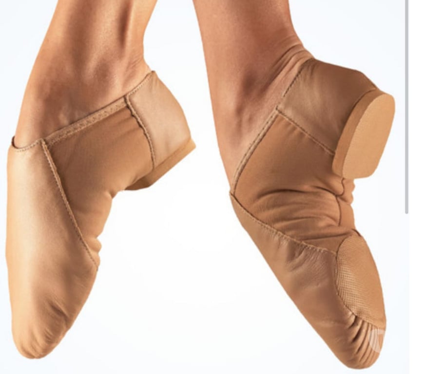 Ropa - Accesorios Llanquihue Puerto Montt - Fotos de Zapatillas Jazz Dance en MossArt Pto Montt