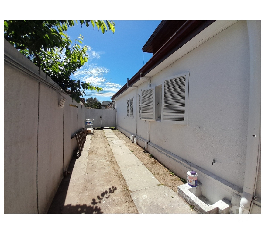 Arriendos Valparaíso Viña del Mar - Fotos de CASA ESQUINA MIRAFLORES BAJO, UN PISO + MANSARDA