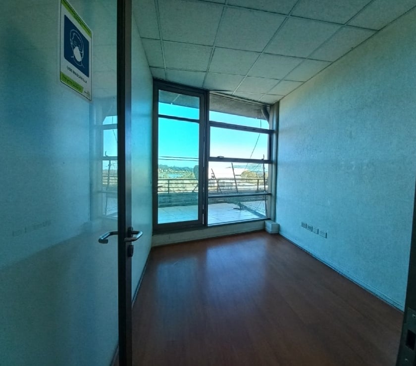 Arriendo oficinas Concepción Concepción - Fotos de Bonita panorámica, con amplia terraza, Moderna.