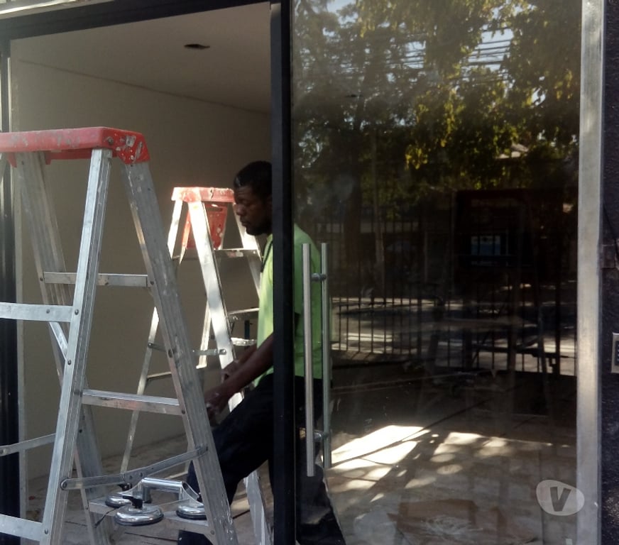 Otros Servicios Santiago Santiago - Fotos de FABRICACION DE PUERTAS PROTEX A MEDIDAS