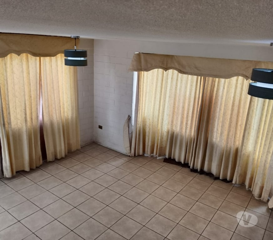 Bienes Raices Valparaíso Quilpué - Fotos de Independiente-2 pisos-Los Pinos-Quilpué