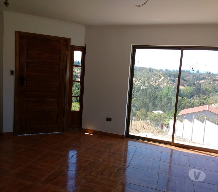 Bienes Raices Valparaíso Quilpué - Fotos de CASA CON GRAN TERRENO, EXCELENTE UBICACIÓN QUILPUE